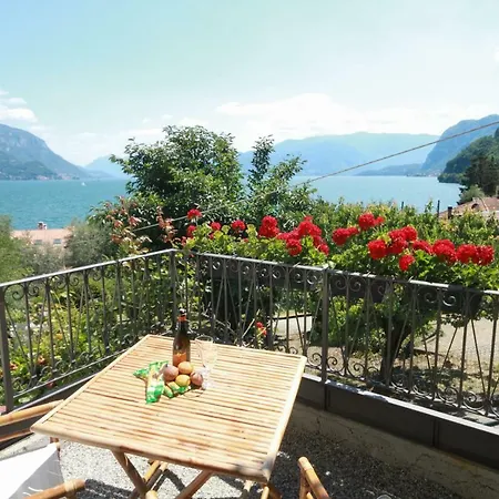 Casa Giorgio - Acquaseria, San Siro By Lovecomo Holiday home Acquaseria